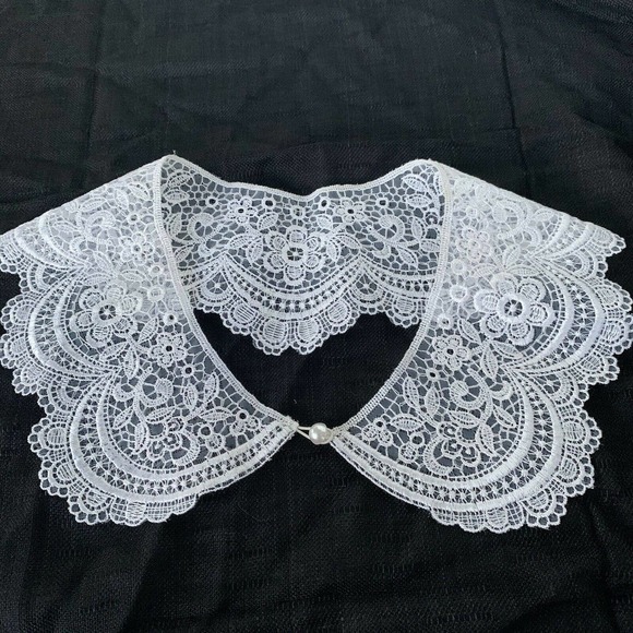Handmade Other - VINTAGE CROCHET & FLORAL Embroidered LACE COLLAR